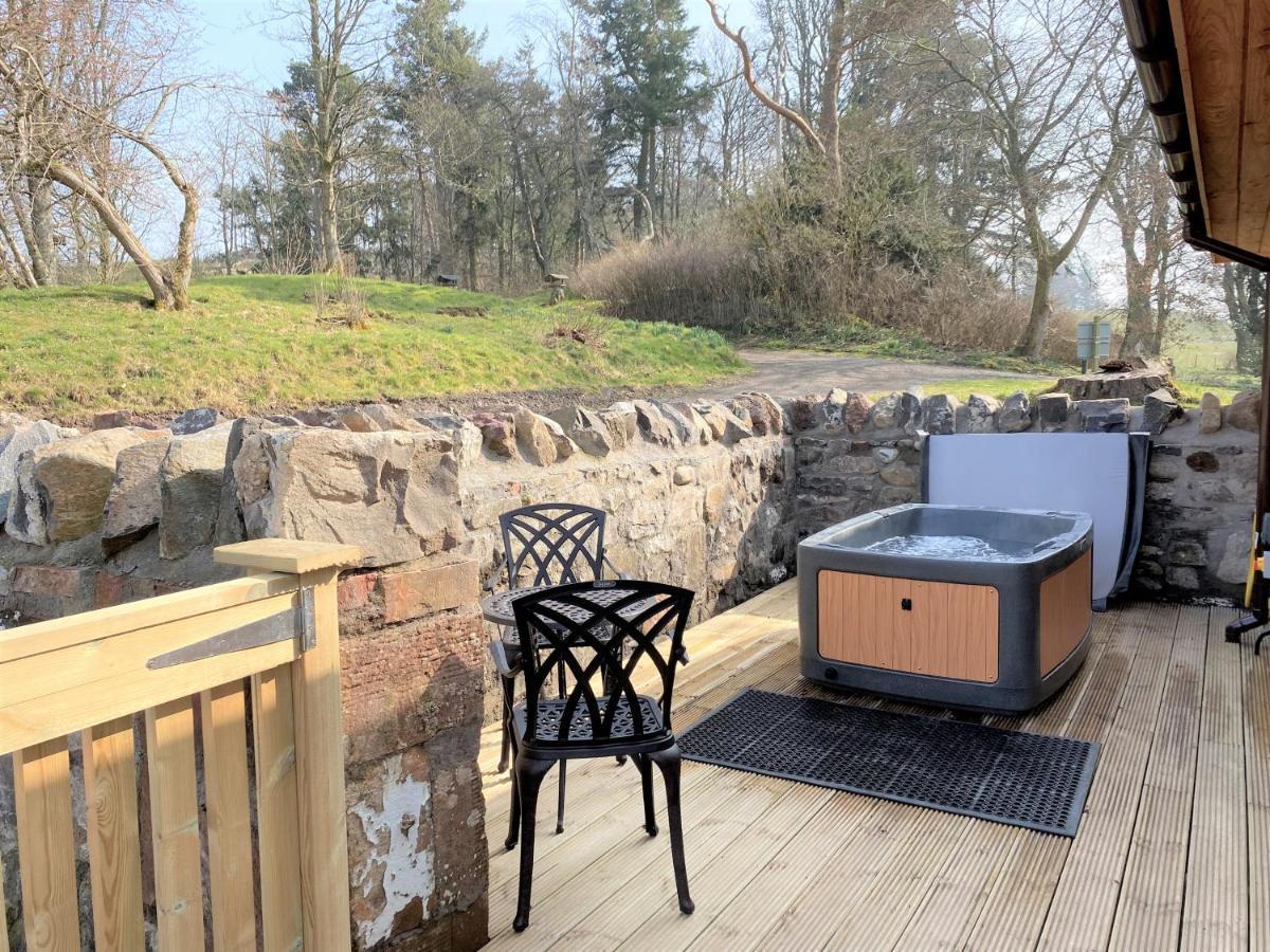 Partridge Lodge With Hot Tub Forgandenny Dış mekan fotoğraf