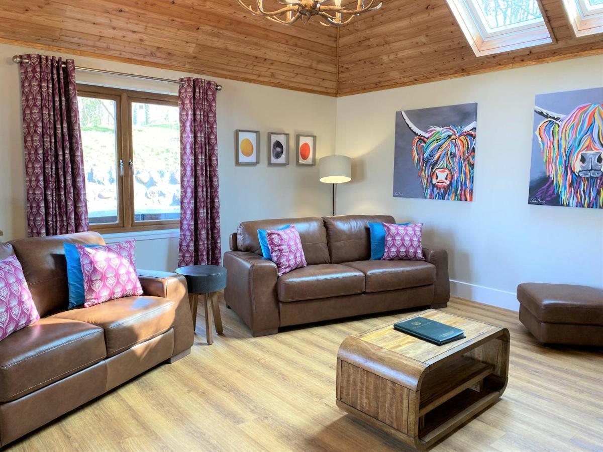Partridge Lodge With Hot Tub Forgandenny Dış mekan fotoğraf